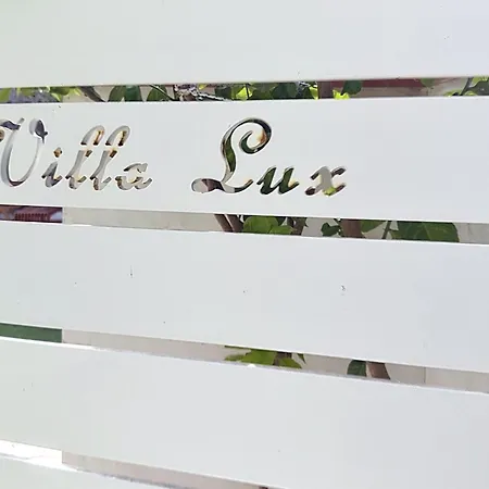 Lux By Interhome *